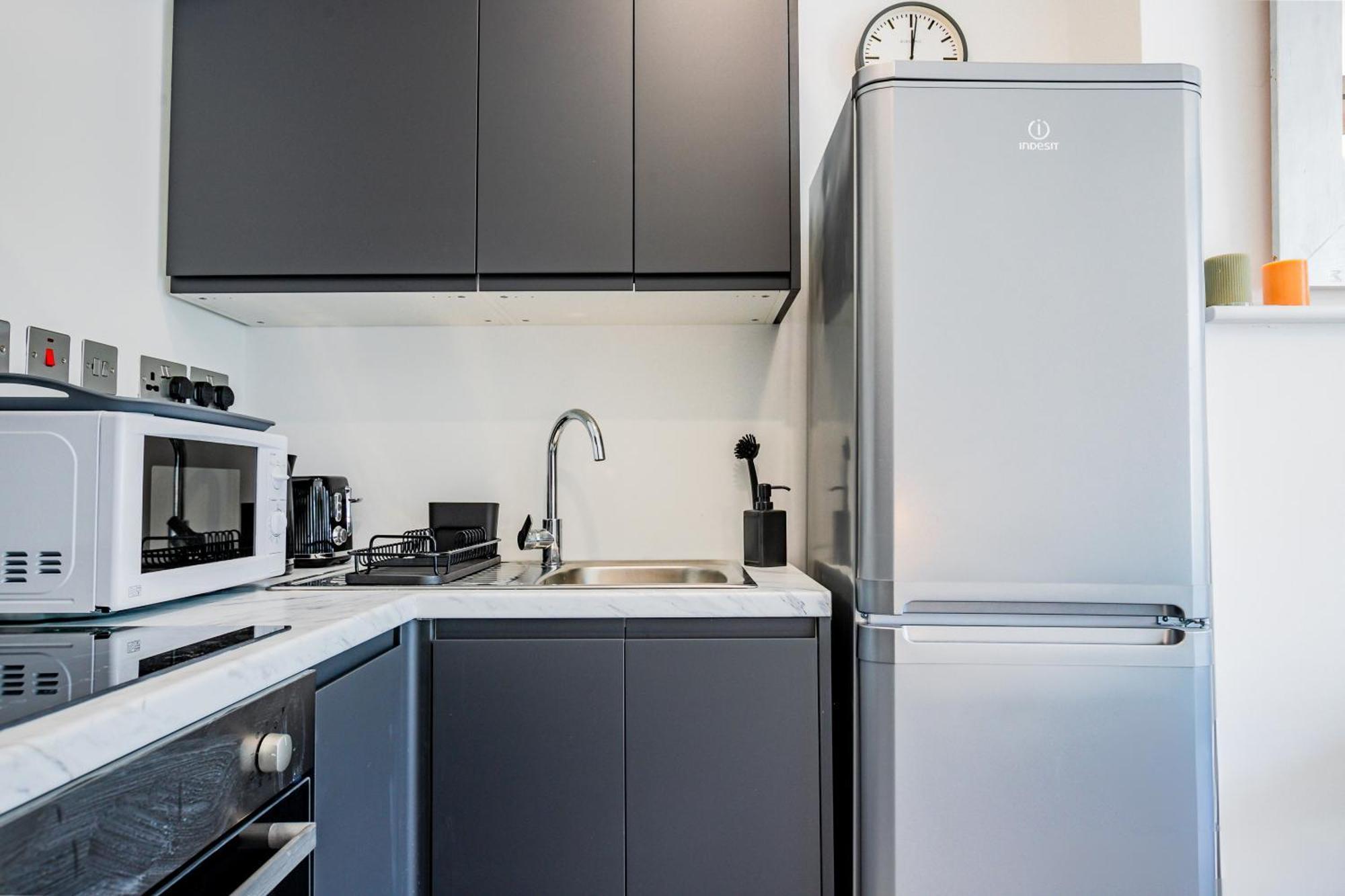 Host & Stay - Croydon Road Apartments Кейтерхэм Экстерьер фото